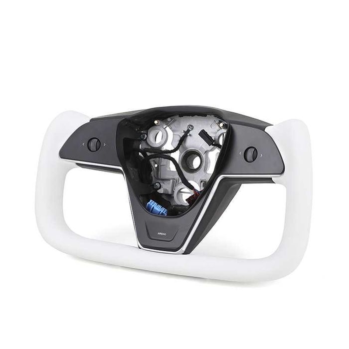 Tesla Custom Спортен Волан – Персонализиран Дизайн!