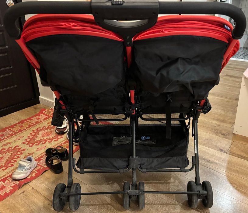 Детская коляска для близнецов