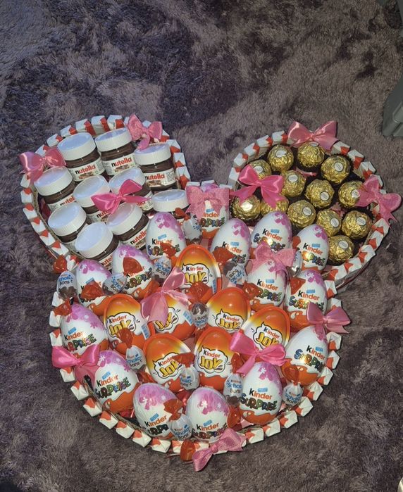 Ръчно изработени рози от сатен и фоам