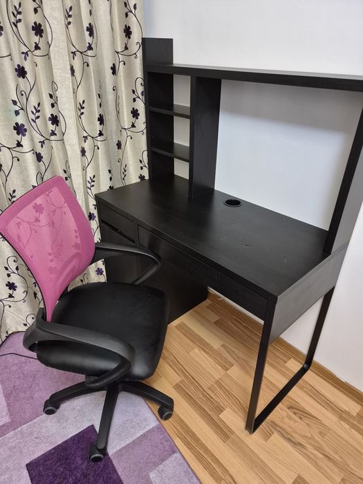 Birou copii Ikea + scaun rotativ de birou