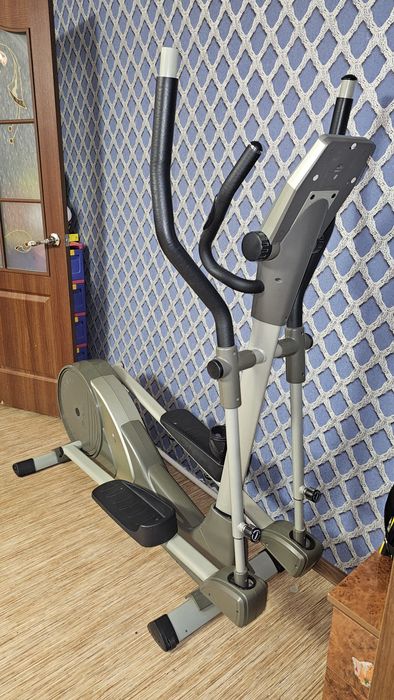 Продам тренажер эллипс