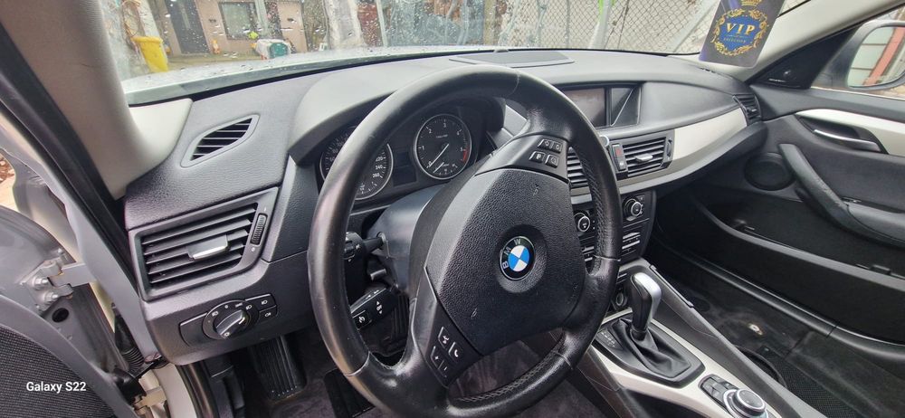 BMW x1 // 2.0 bi-turbo