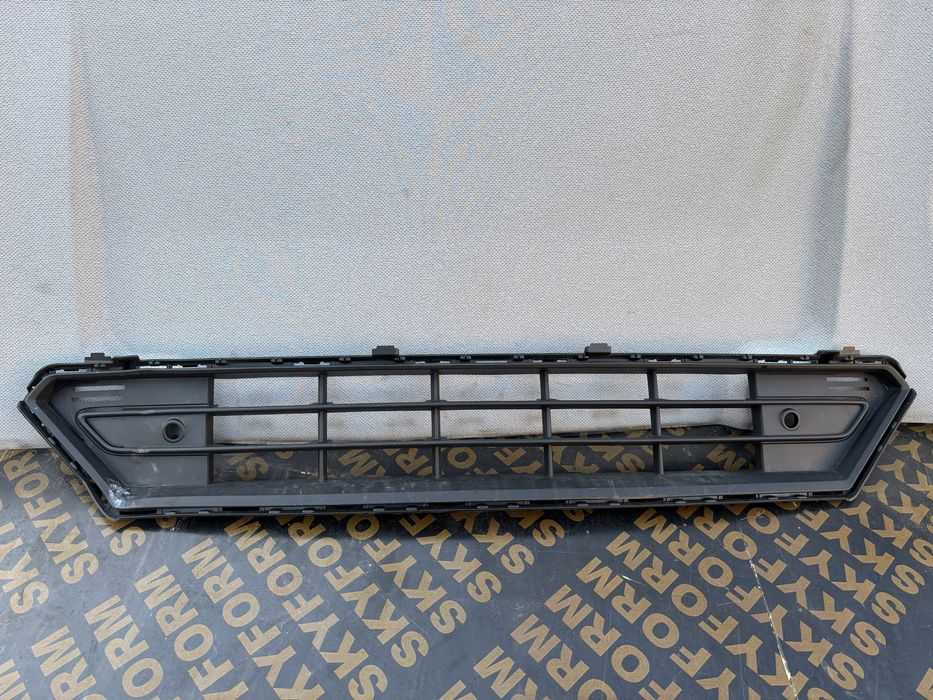 Решетка Волво/Volvo C40