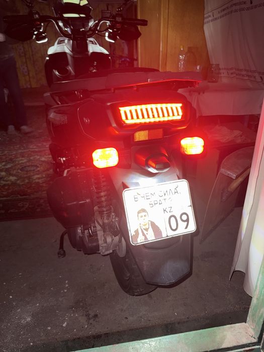 Продам скутер танк 149кубов