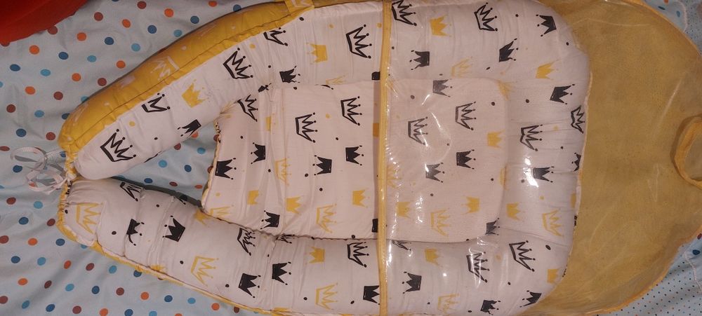 Продам манежку .