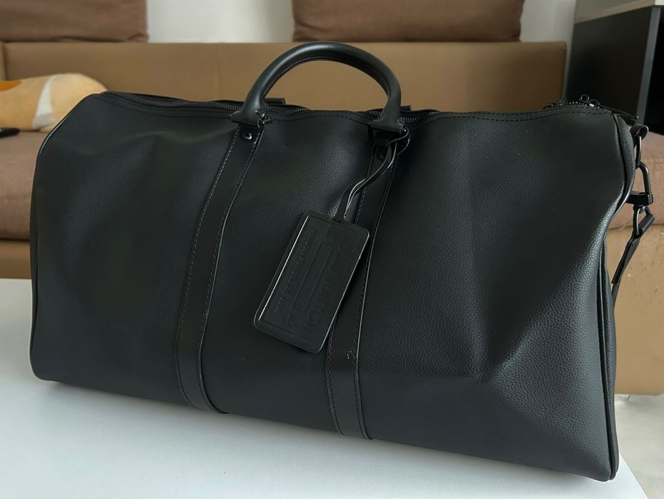 Louis Vuitton Keepall Bandoulière Aerogram