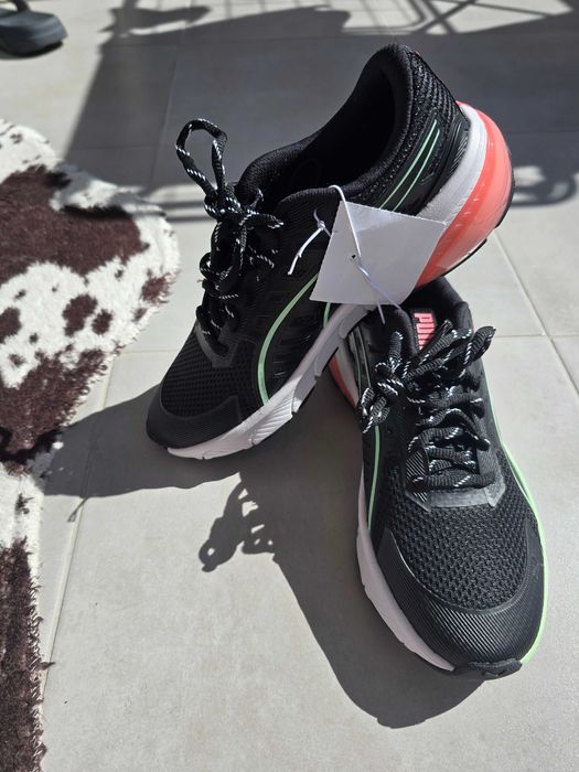 Маратонки Puma.Pазмер 37,5