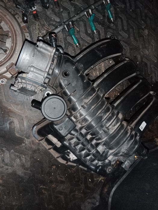 Продам Рено Дастетер 2 литра.