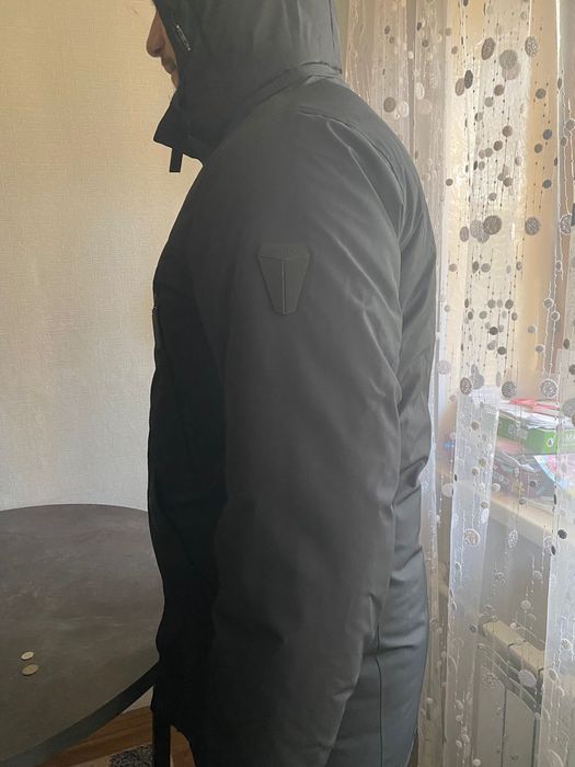 Продам куртку зимнюю