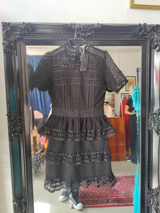 Rochie RESERVED cu broderie