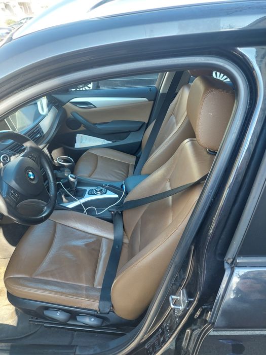 Vând BMW X1 sdrive