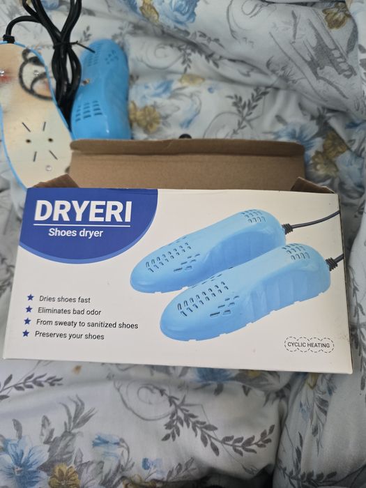 Продавам изсушител за обувки