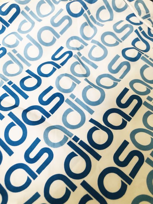 Детско яке Adidas размер 9-12 месеца