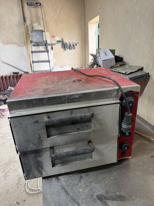 Тостер, холодильник, печка