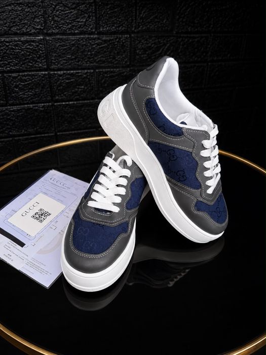 Adidasi barbat Gucci