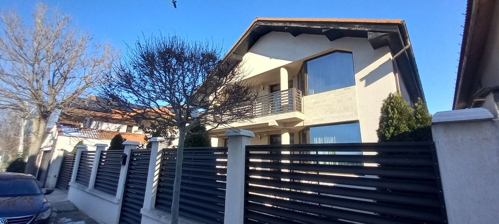 Vila P + M cartier Casa Noastră ,Ford