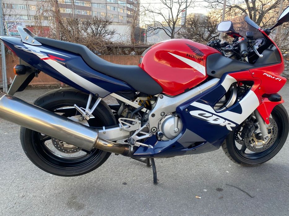 Vand motocicleta cbr f4i