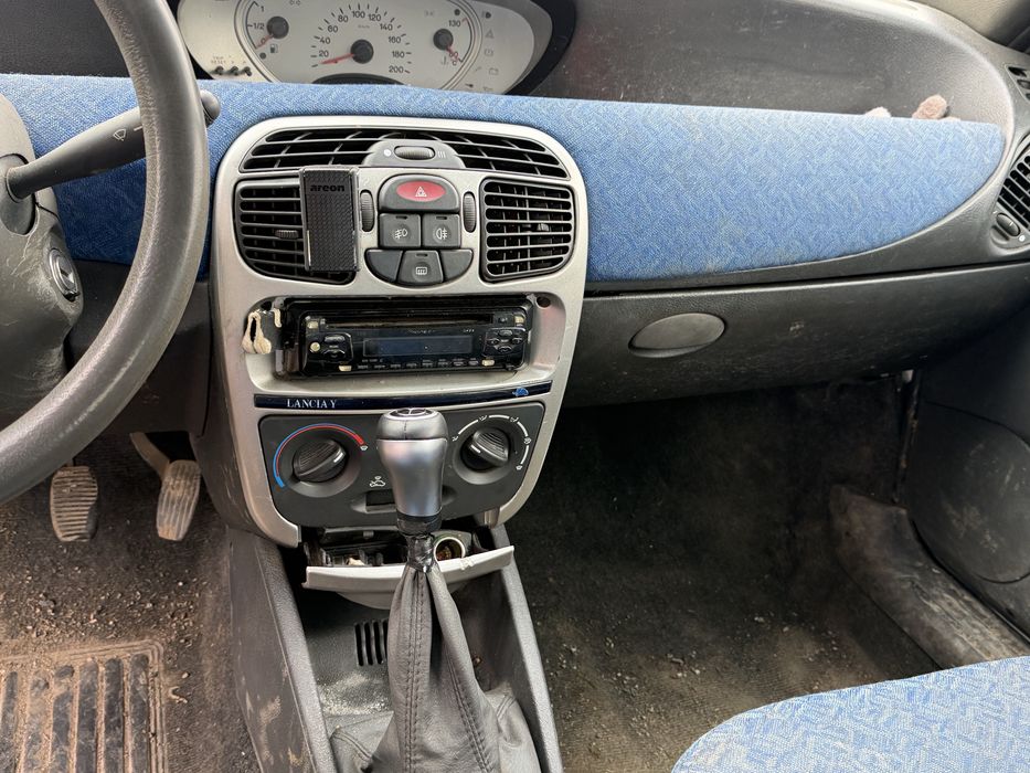 Ланчия Y 1.1 54кс 1998г бензин на части