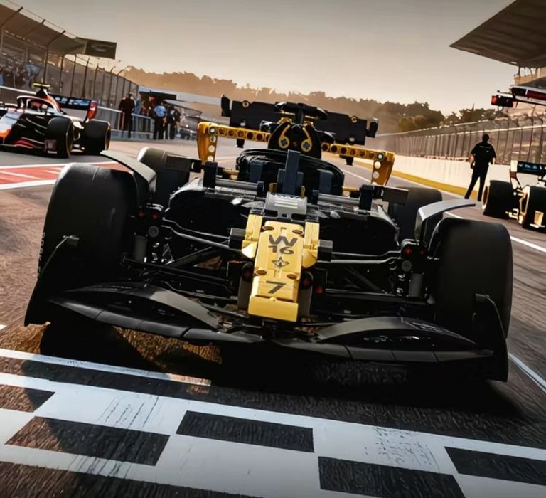 Конструктор лего Формула 1 Mercedes W16 Expensify