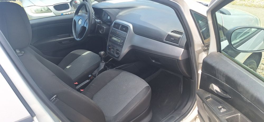 Fiat  Grande Punto   benzina    2014 !!!