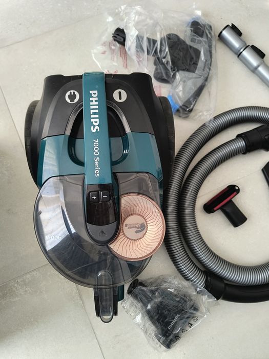 Philips FC9744/09 прахосмукачка/В Гаранция!