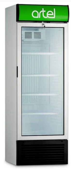 Artel vitrenniy Holodilnik