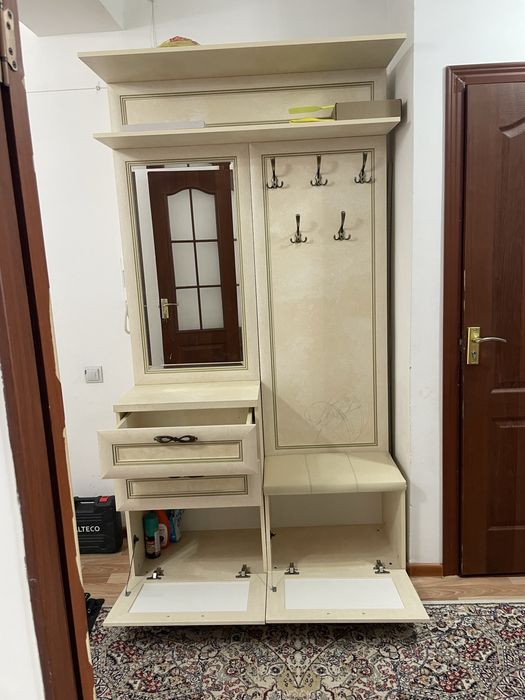 Прихожка прихожая мебель.