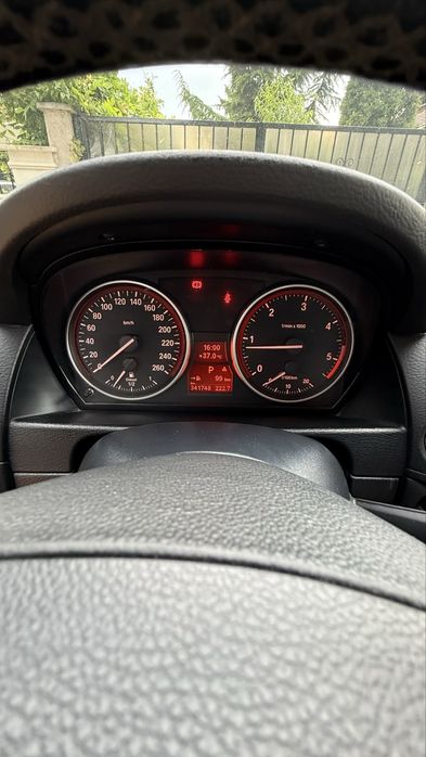 BMW X1 xDrive 204CP automat
