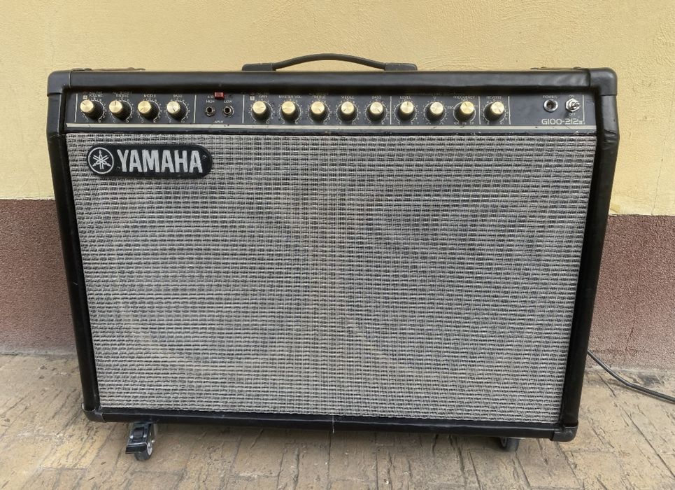 Yamaha G100-212 II amplificator chitara