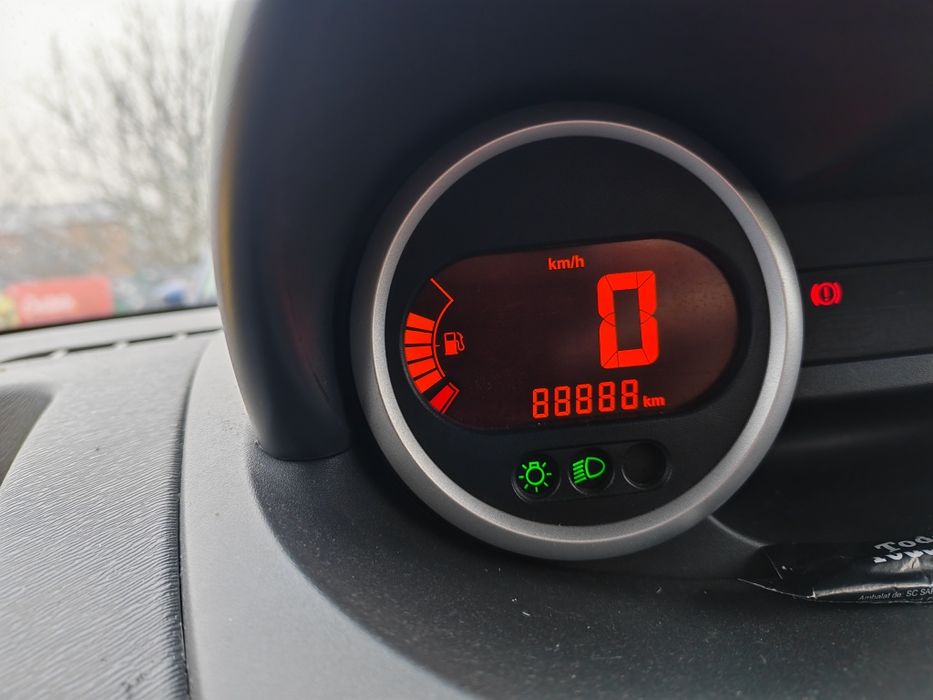 Renault Twingo GT 2010,km putini