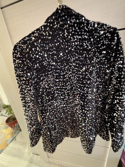 Продам пиджак с поетками