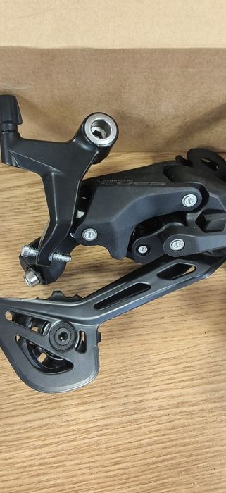 НОВИ Заден дерайльор Shimano CUES RD-U3020 и CUES-4020 9-speed