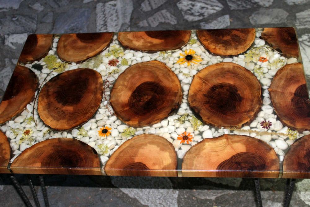 Уникална Арт Масичка