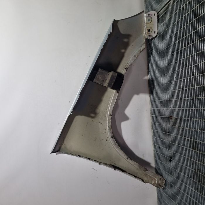 Aripa Stanga Fata Volkswagen Tiguan 5N 2007 - 2011 4 Usi SILVER (1481)