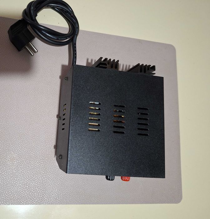 Sursa profesionala stabilizata Voltcraft FPS 4A 13,8V 4A DC nemteasca