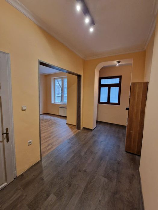 Дава се под наем Офис в София, Център - 50 кв.м за 511 € - Снимка #5