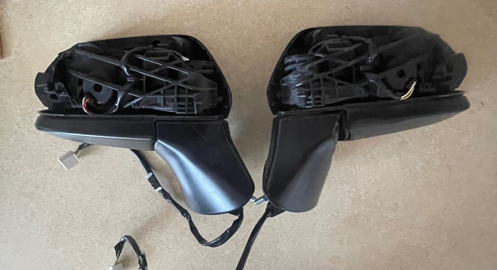 Боковые зеркала Toyota Camry