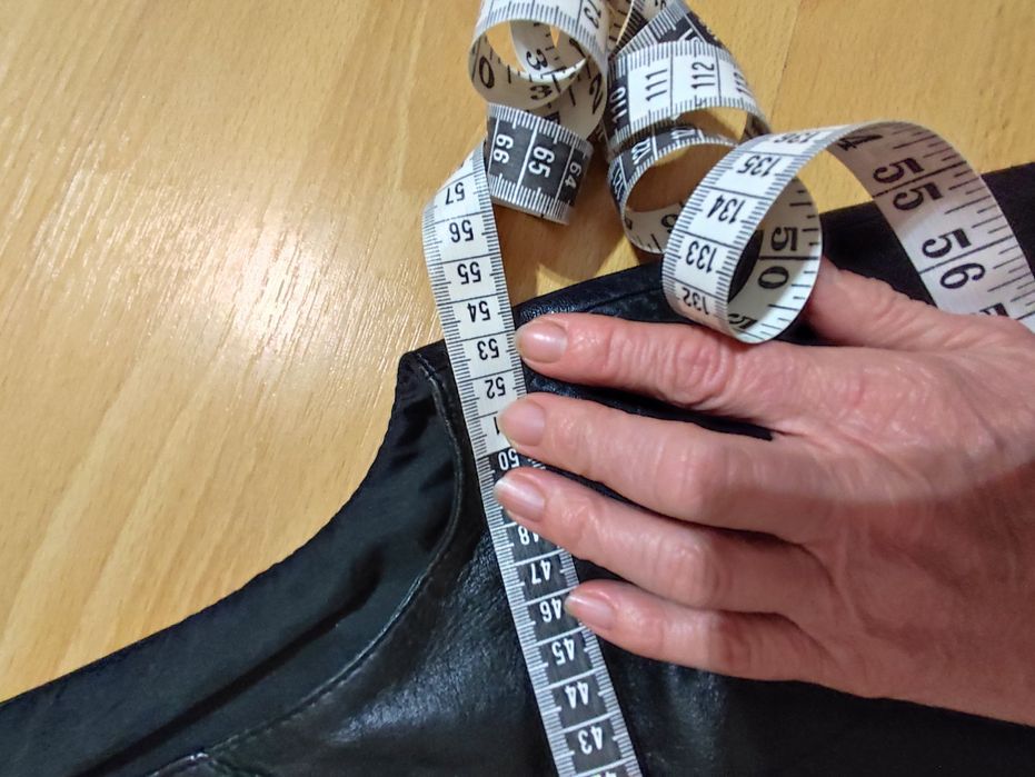 Елек естествена кожа размер L гръдна 106