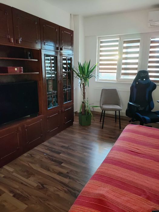 Vând apartament 2 camere