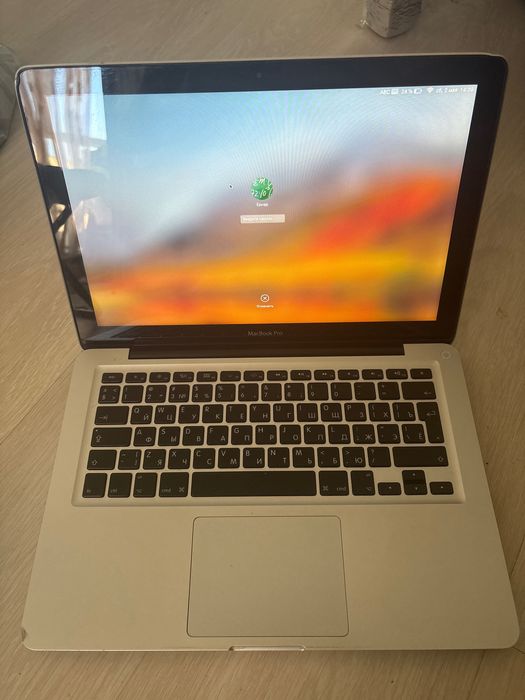 MacBook pro 2011