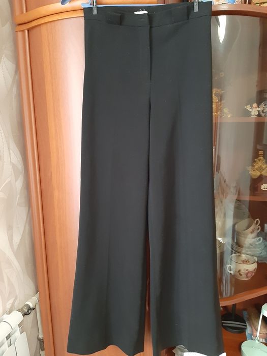 Брюки 42 и 44 размер