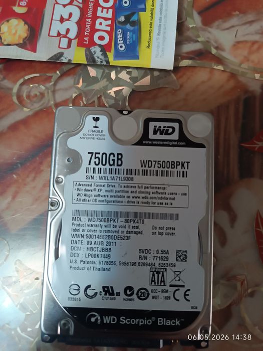 HDD 750 GB + RAM 2GB
