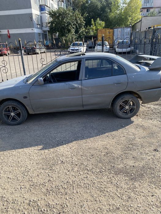 Mitsubishi Lancer, 1997
