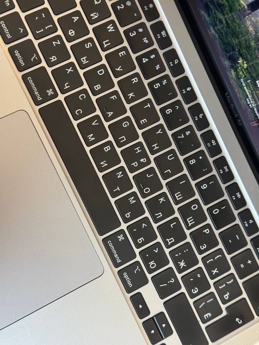 MacBook Air  2020 M1