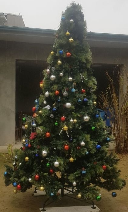 Продам Ёлку в хорошем состоянии