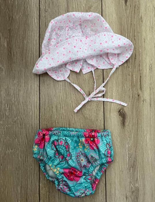 Scutece de apa bebe (6-9 kg) + palarie & ochelari soare + aqua shoes