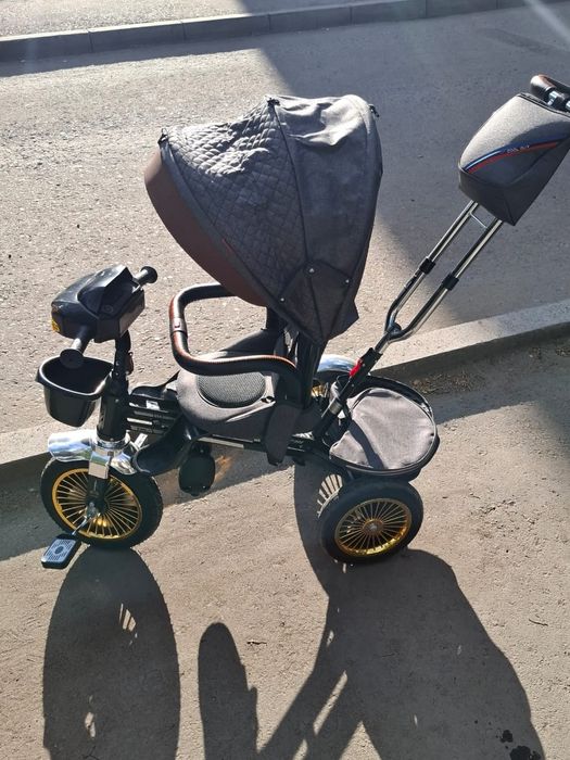 Продам детскую велоколяску