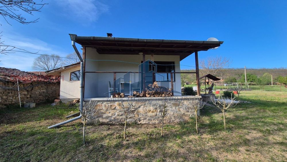 Продава се Къща в с. Александрово, Област Шумен - 95 кв.м за 811 €/кв.м - Снимка #1