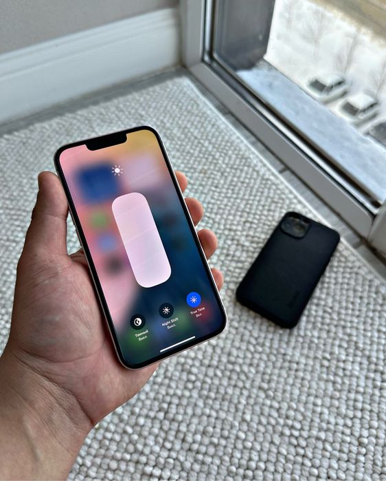  iPhone 13/256GB/без ремонта 