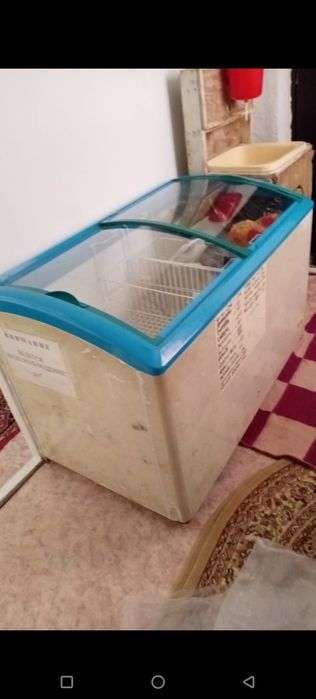 Холодильник техника для магазина